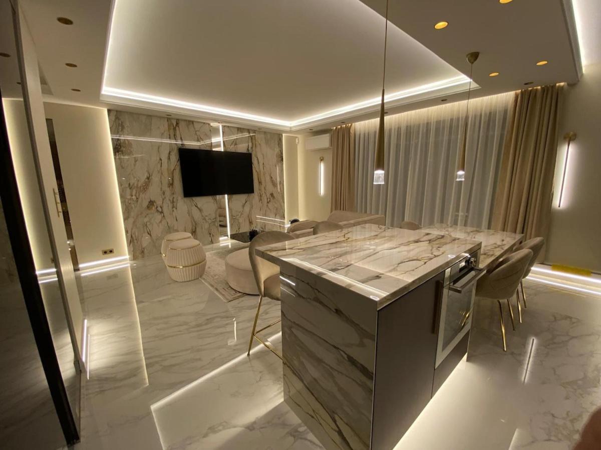 Luxury Flat 16 Tour Eiffel Appartamento *